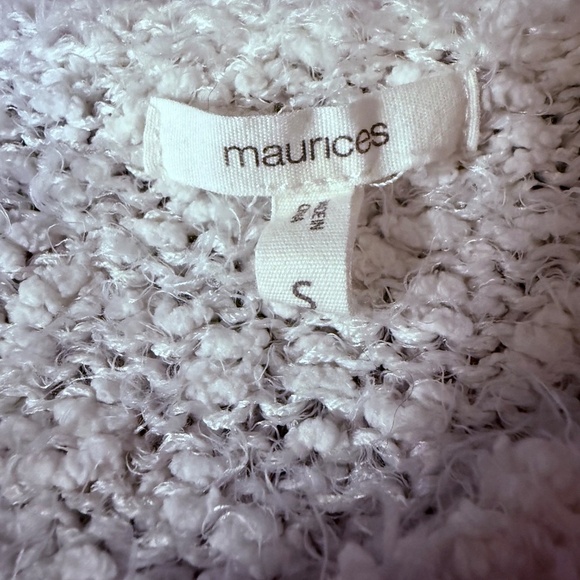 Two sweaters - Picture 2 of 4